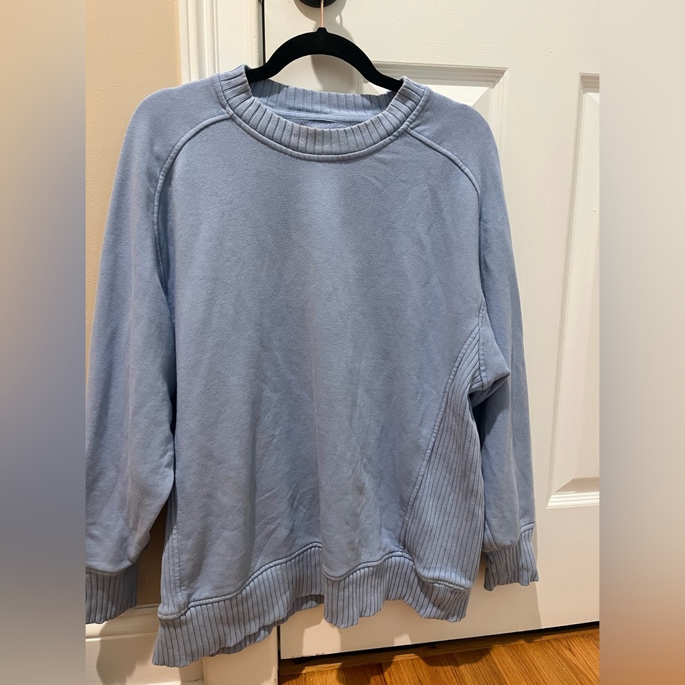 Blue Aerie crew neck.